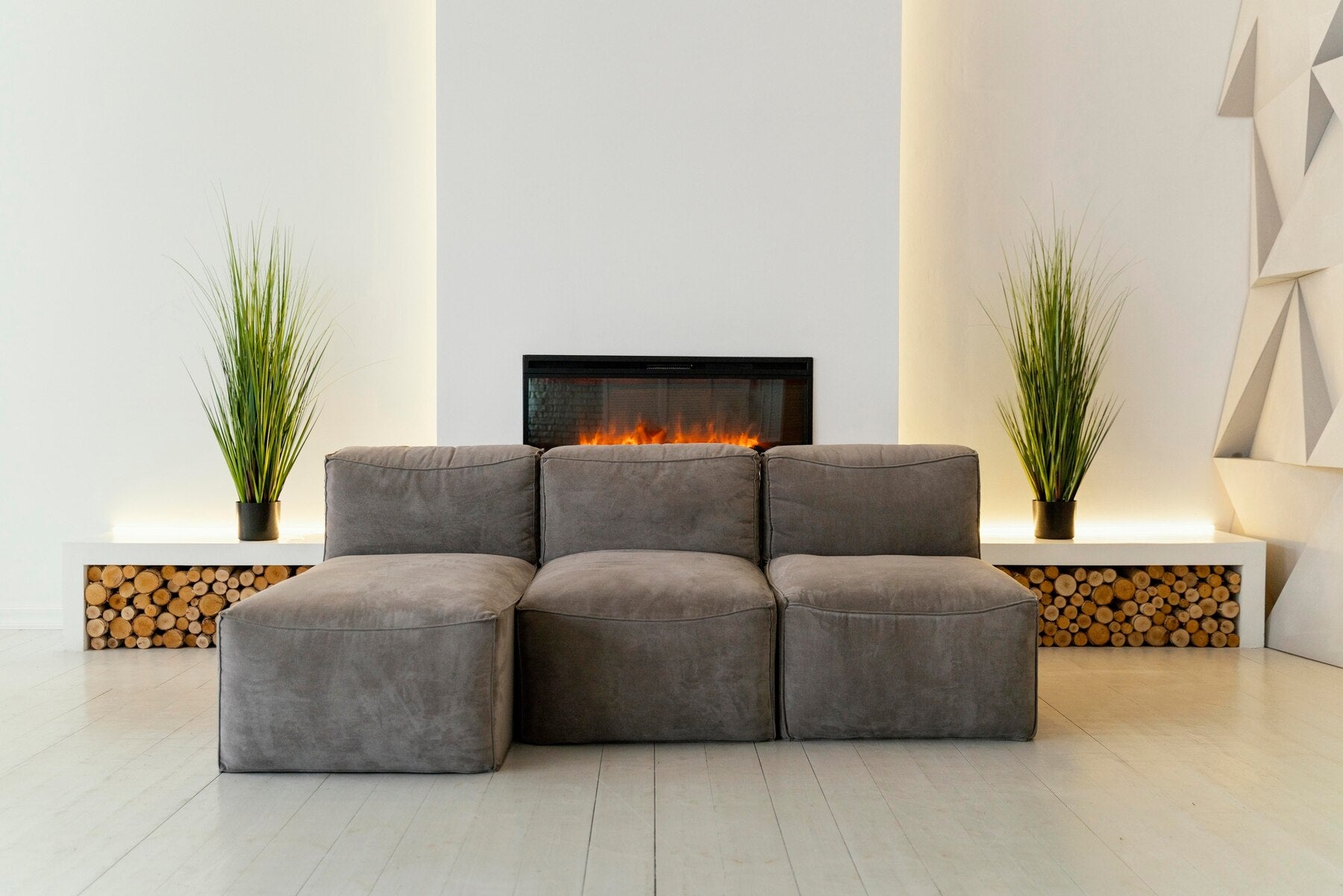 The Art of Coziness: Creating a Warm Atmosphere with Modern Fireplaces